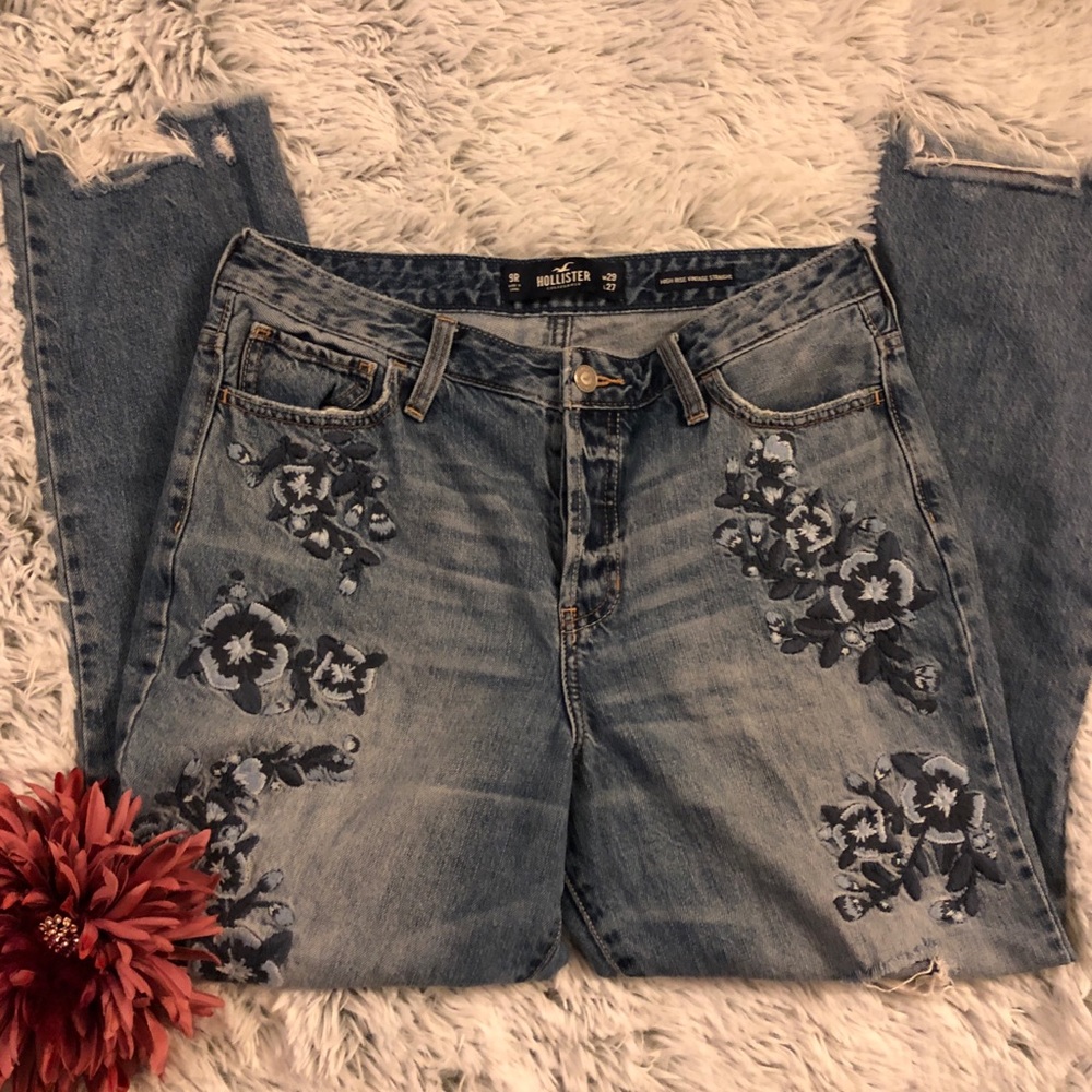 🌼👖FLORAL HOLLISTER MOM JEANS